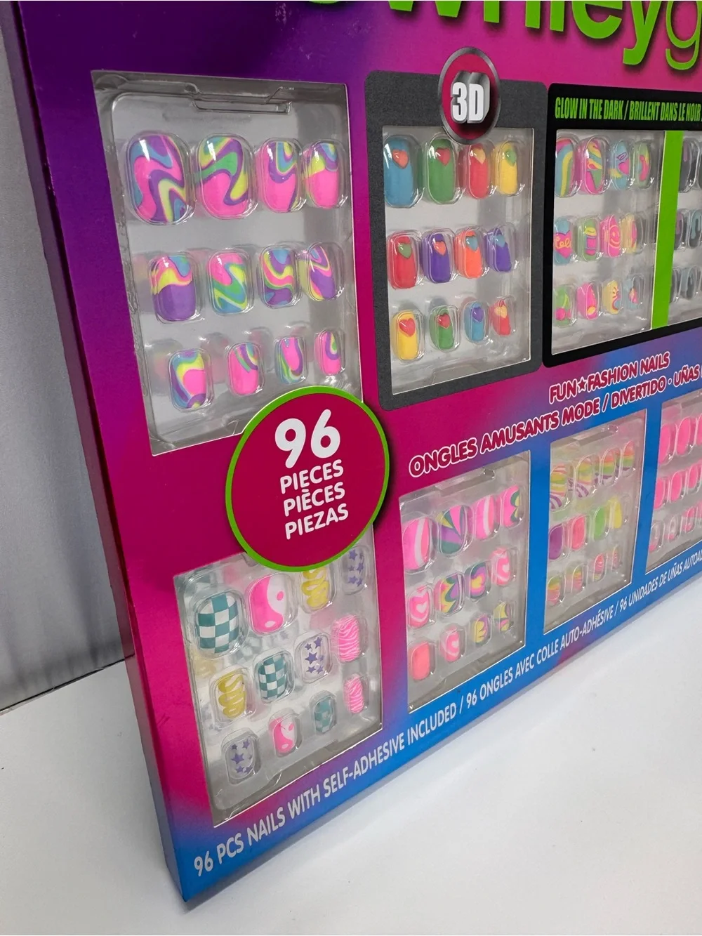 Townley Girl Press-On Nails Rounded Square Neon Glow in the Dark Retro Mix NEW